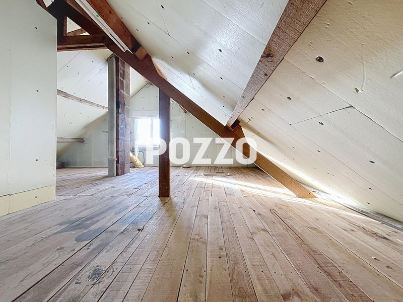 Maison - 100 m² - 6 pièces