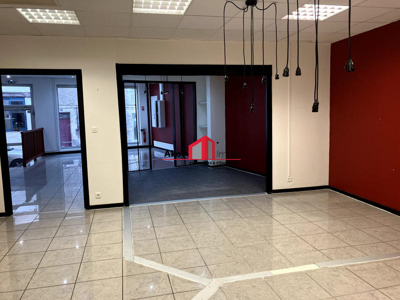 Local commercial - 105 m²