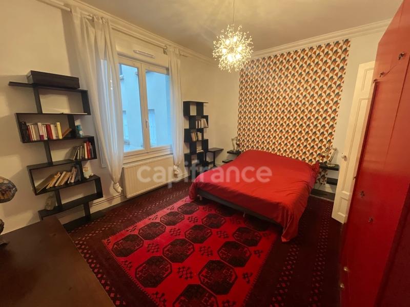 Appartement bourgeois - 83 m² - 4 pièces