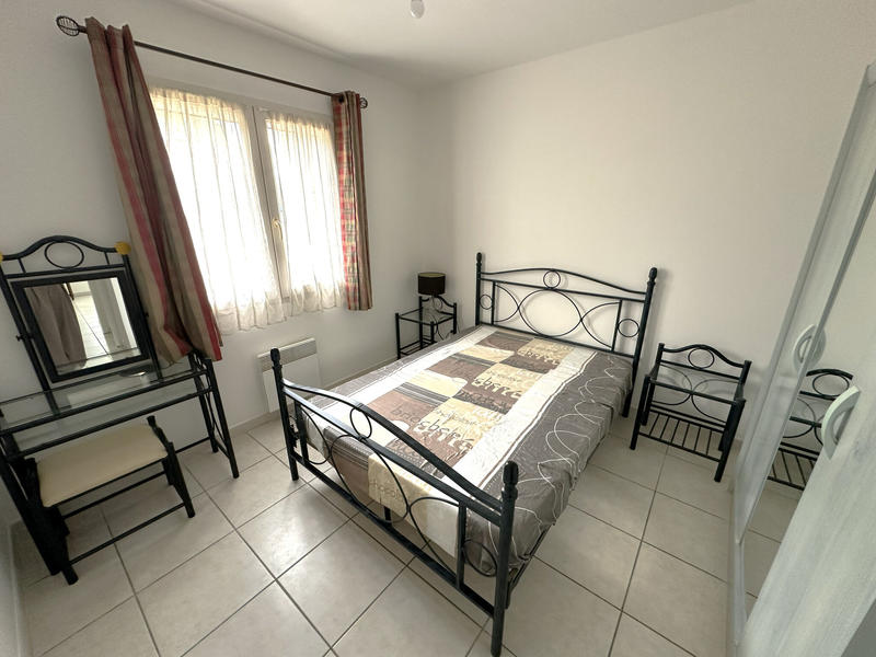 Villa - 100 m² - 5 pièces