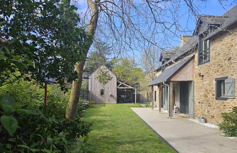 Maison - 160 m² - 5 pièces