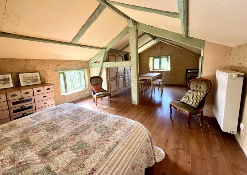 Propriété - 280 m² - 10 pièces