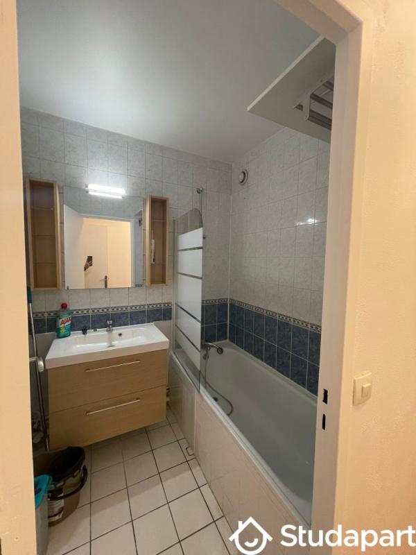 Chambre - 9 m² - 1 pièce