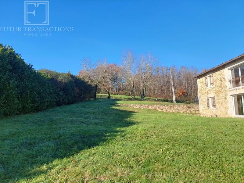 Maison - 200 m² - 5 pièces