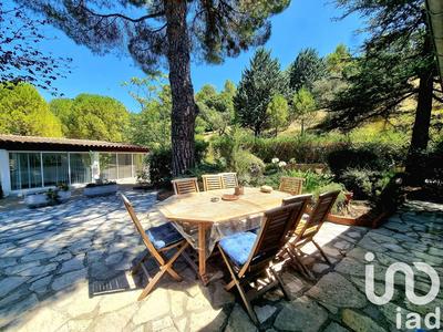 Maison - 176 m² - 10 pièces