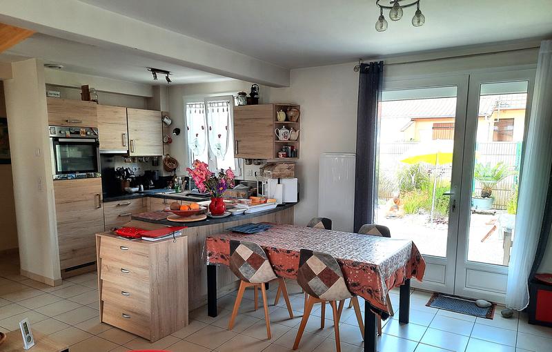 Maison - 85 m² - 5 pièces