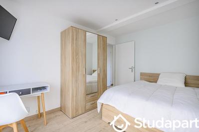 Chambre - 11 m² - 1 pièce