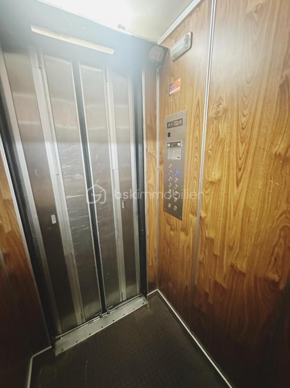 Appartement - 83 m² - 3 pièces