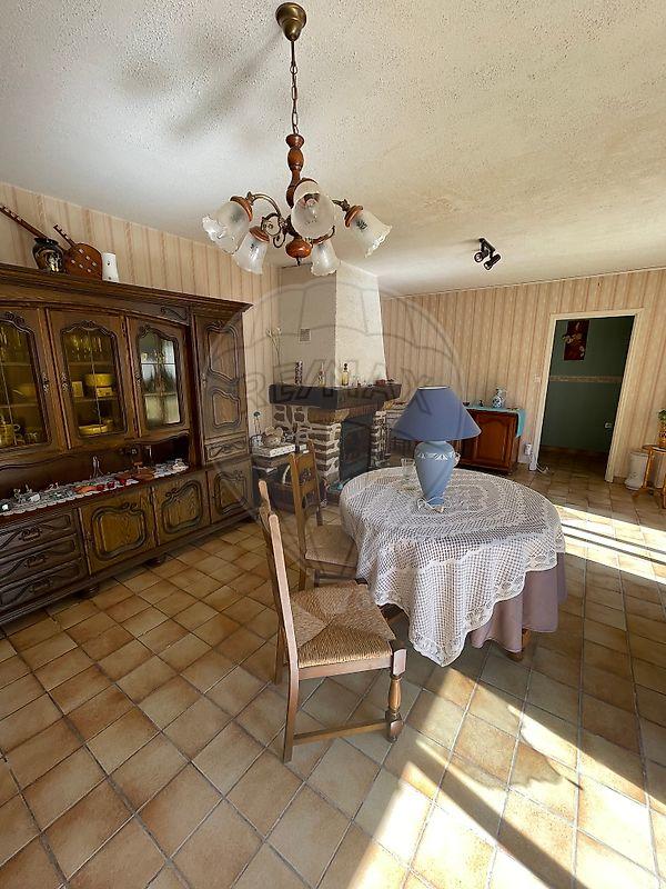 Maison - 152 m² - 6 pièces