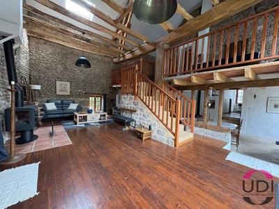 Maison - 171 m² - 6 pièces