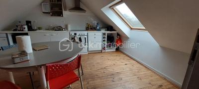 Atelier d'activités - 200 m² - 5 pièces