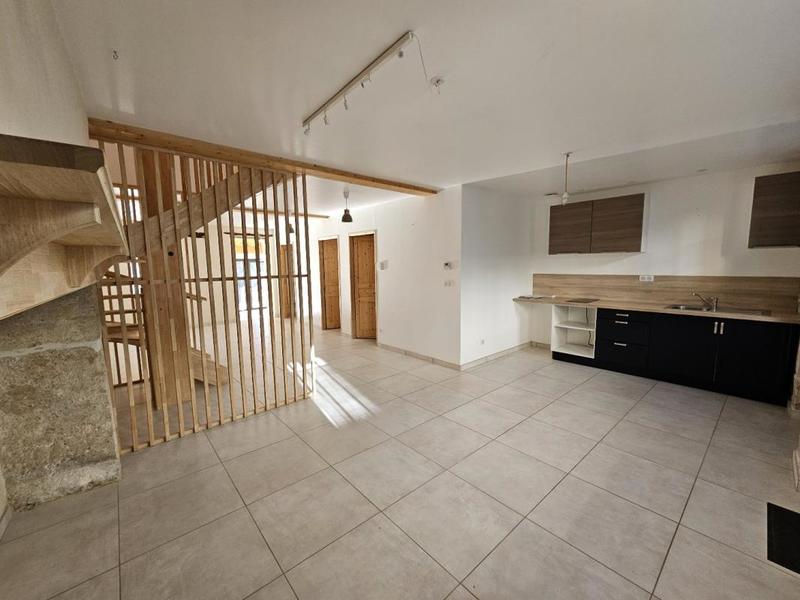 Maison - 143 m² - 6 pièces