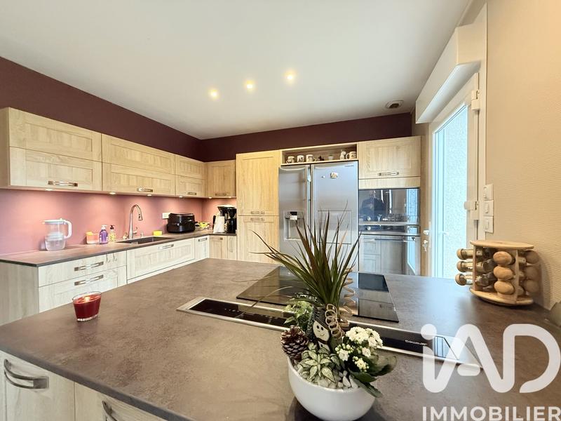 Maison - 135 m² - 6 pièces