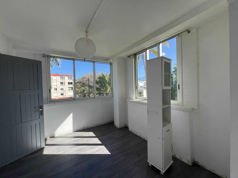 Appartement - 77 m² - 4 pièces