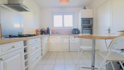 Appartement - 80 m² - 4 pièces