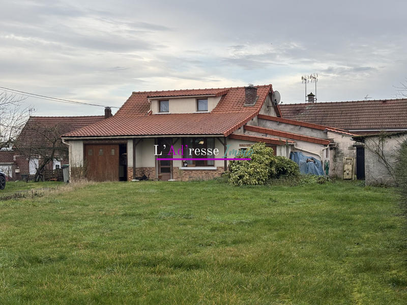 Maison - 99 m² - 5 pièces