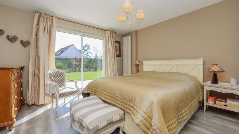 Villa - 389 m² - 7 pièces