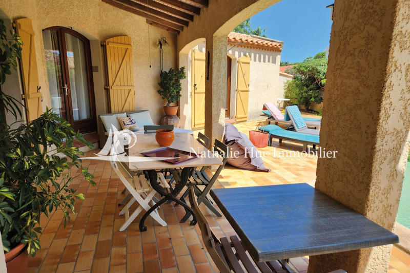 Maison - 170 m² - 9 pièces