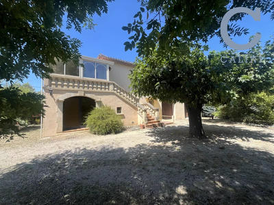 Villa - 180 m² - 6 pièces