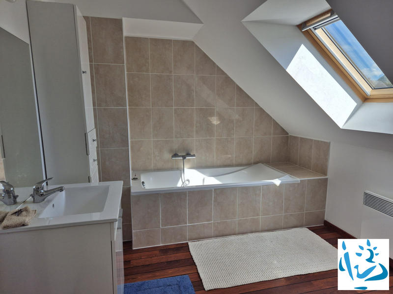 Maison - 106 m² - 6 pièces