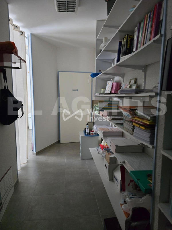 Local commercial - 62 m² - 2 pièces