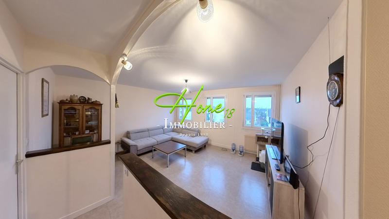 Appartement - 87 m² - 5 pièces