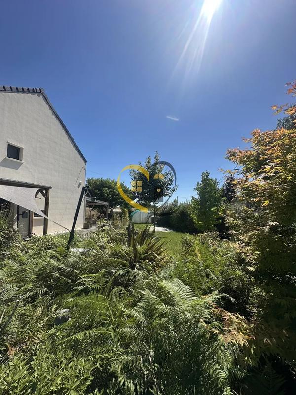 Maison - 135 m² - 6 pièces