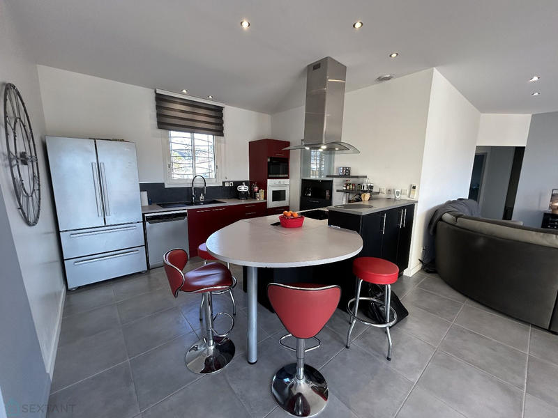 Maison - 120 m² - 6 pièces