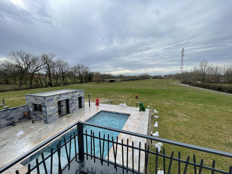 Villa - 310 m² - 10 pièces