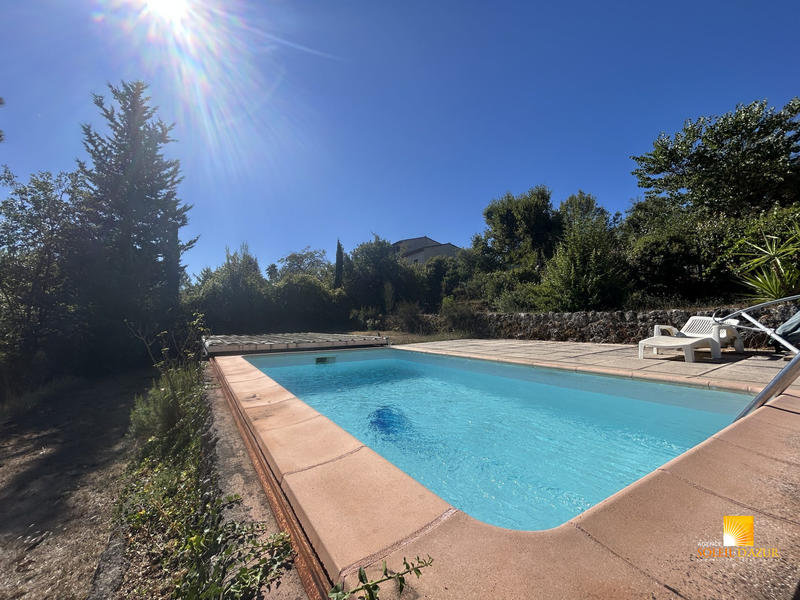 Maison - 176 m² - 6 pièces