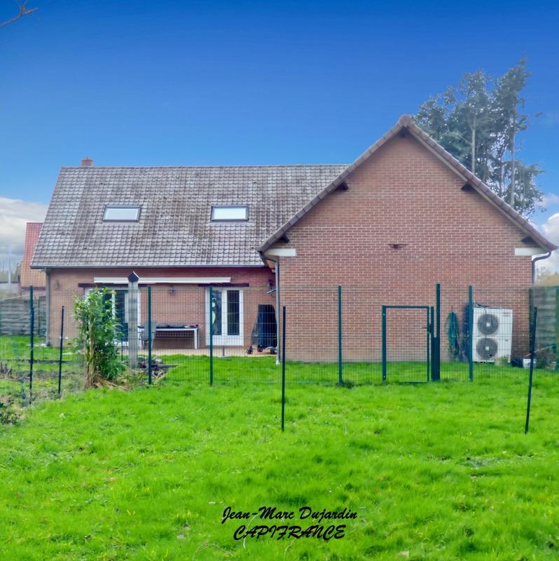 Maison - 202 m² - 8 pièces