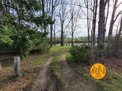 Terrain de loisirs - 5 725 m²