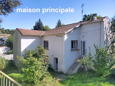 Maison - 85 m² - 5 pièces