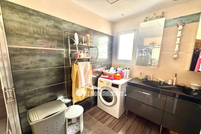 Maison - 171 m² - 7 pièces