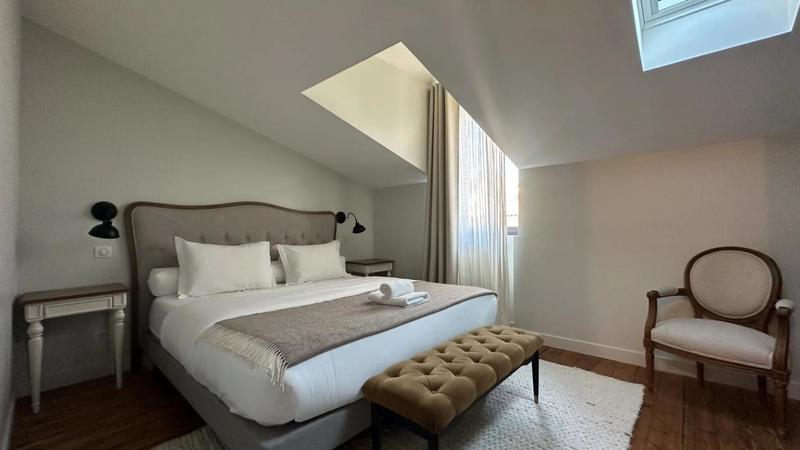 Propriété - 207 m² - 9 pièces