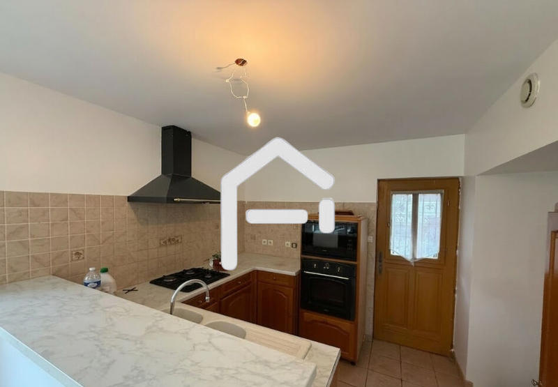 Local d'activité / Entrepôt - 110 m² - 11 pièces