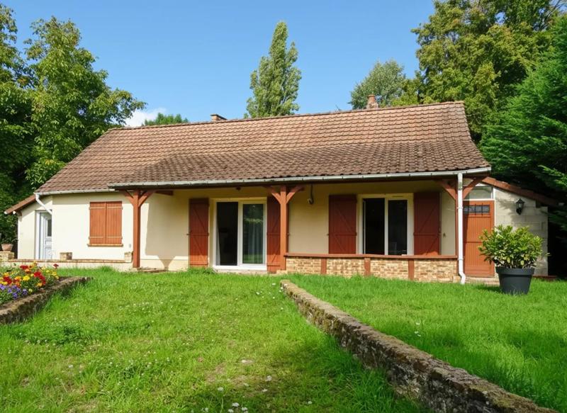 Maison - 90 m² - 3 pièces