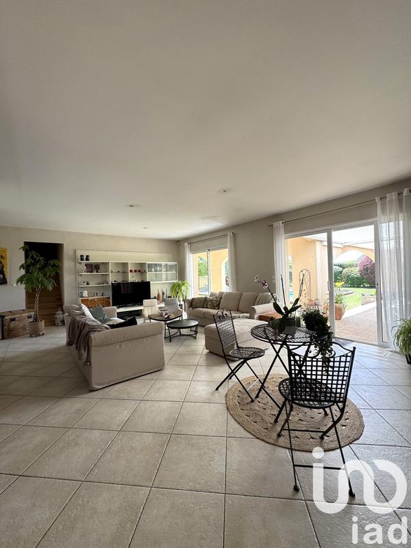 Maison de maîtres - 260 m² - 10 pièces