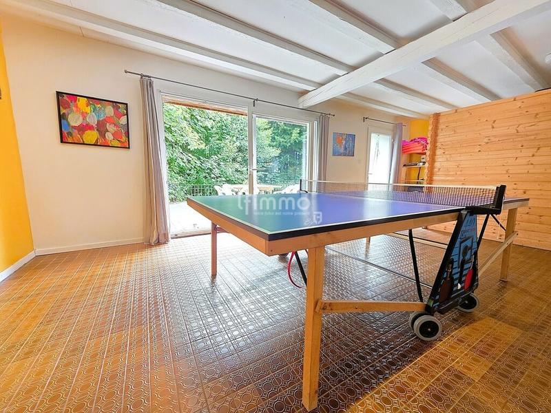 Maison - 500 m² - 14 pièces