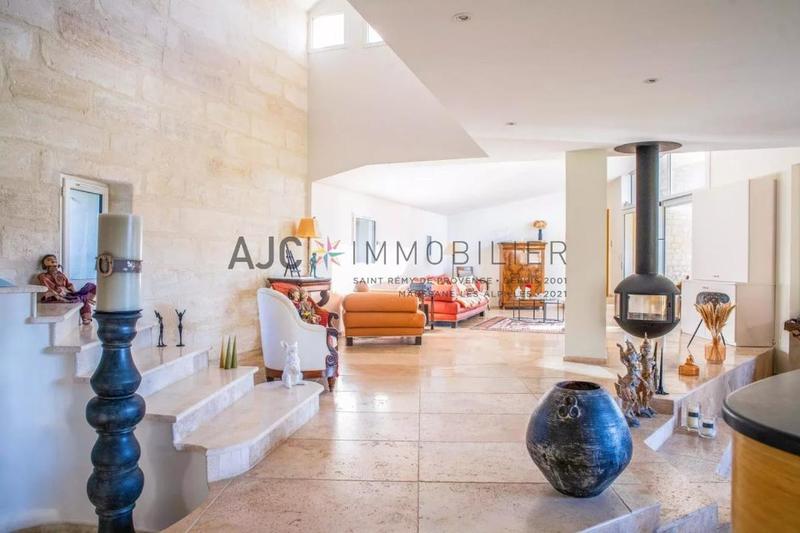 Maison - 278 m² - 6 pièces