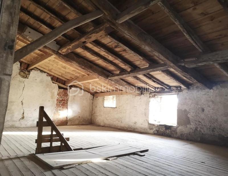 Maison de bourg - 100 m² - 3 pièces