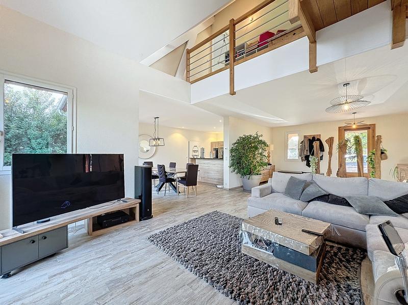 Maison - 197 m² - 5 pièces