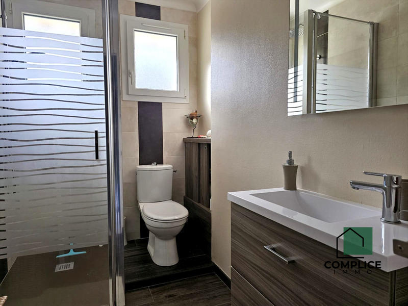 Maison traditionnelle - 152 m² - 5 pièces