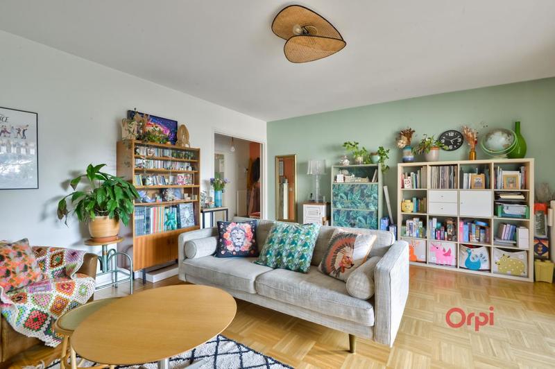 Appartement - 93 m² - 4 pièces