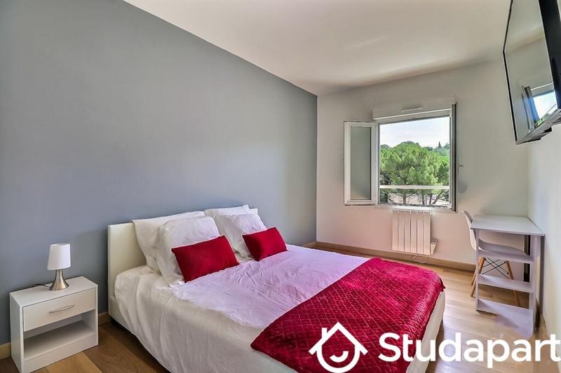 Chambre - 14 m² - 1 pièce