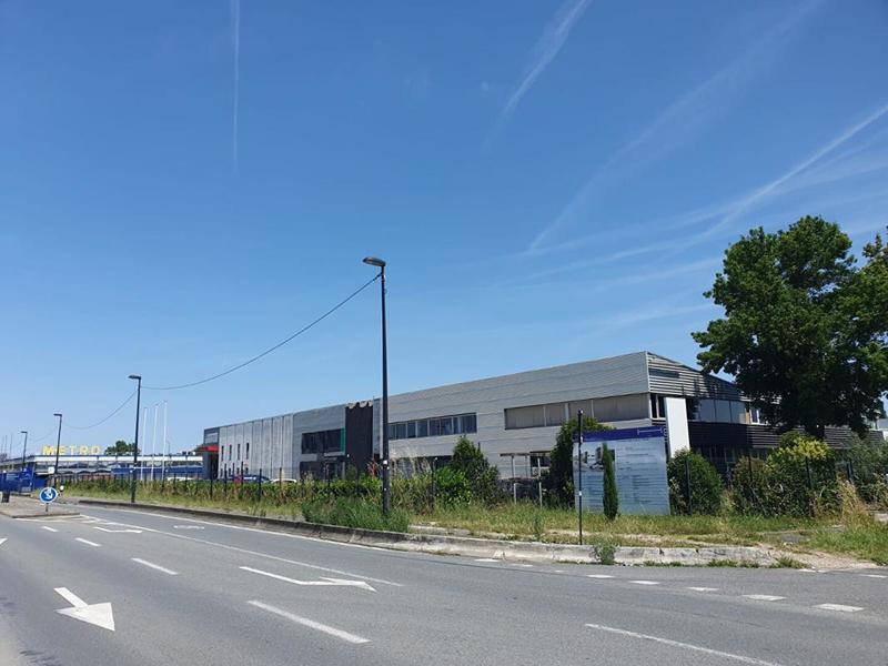 Local commercial - 790 m²