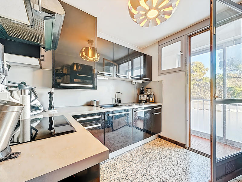 Appartement - 88 m² - 5 pièces