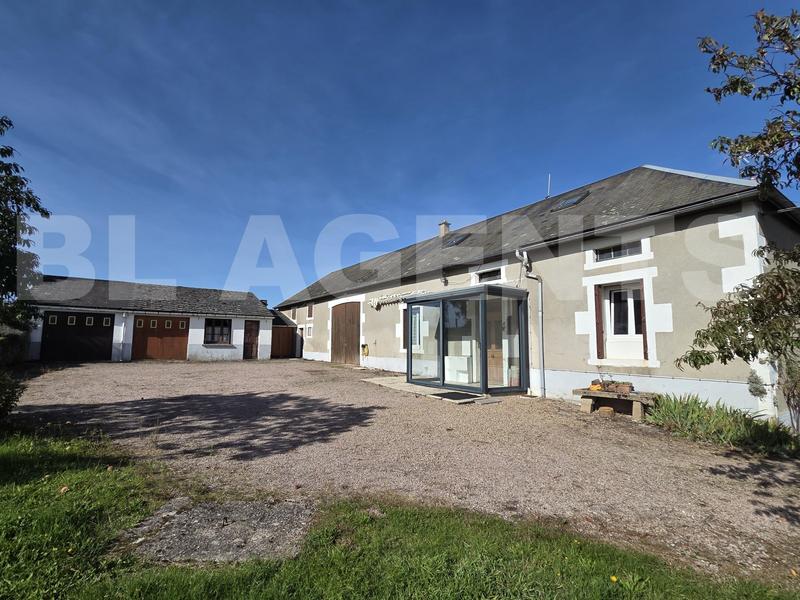 Propriété - 130 m² - 6 pièces