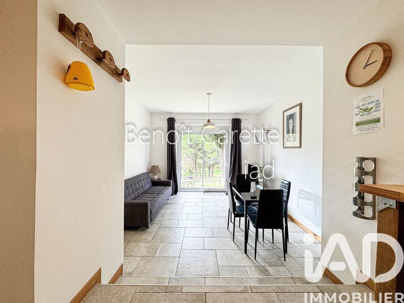 Maison - 180 m² - 8 pièces