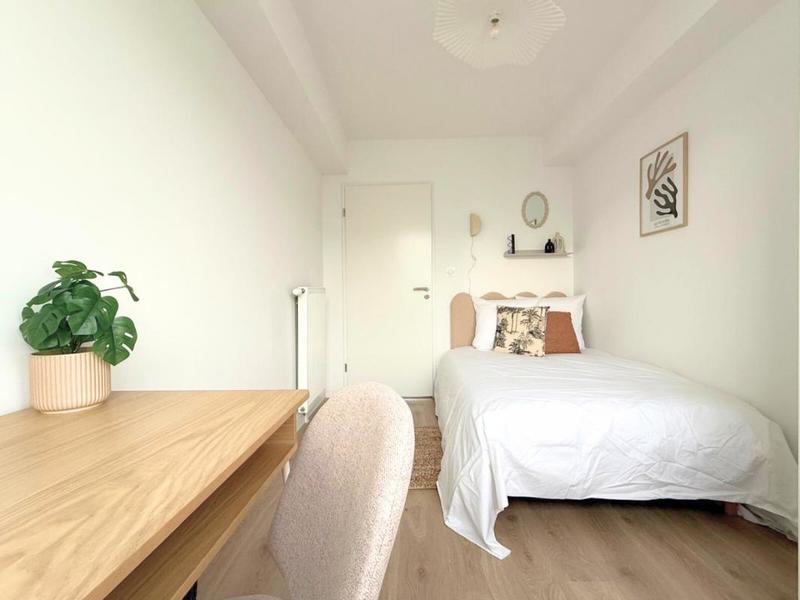 Chambre - 9 m² - 1 pièce